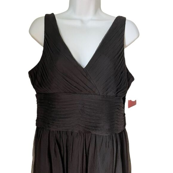 NWT JS Collection 100% Silk Evening Sleeveless Little Black Holiday Dress Sz 12 - Picture 4 of 10